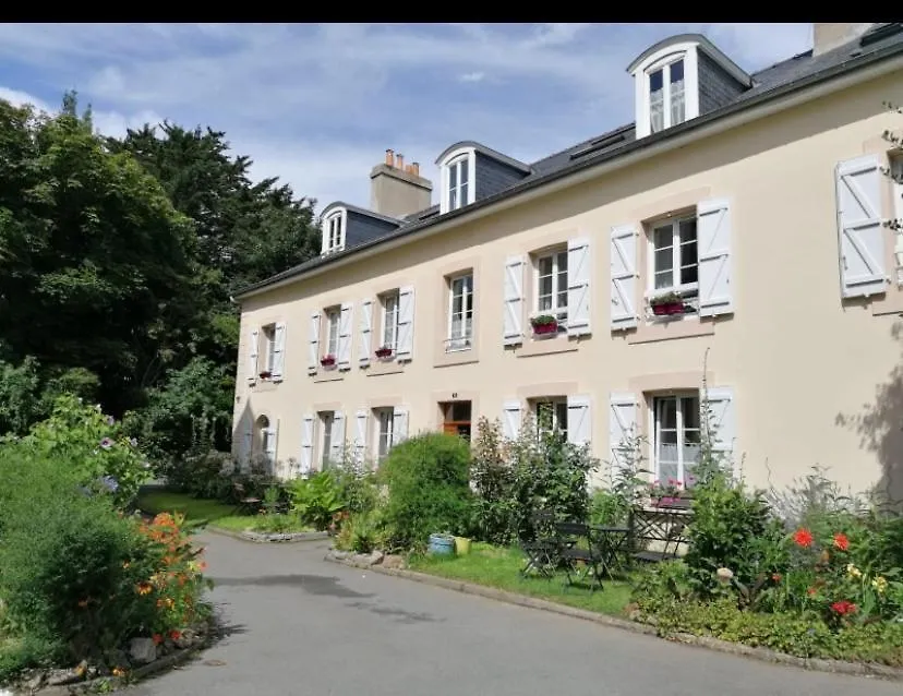 Apartment Residence Fleurie Rdc Saint-Malo